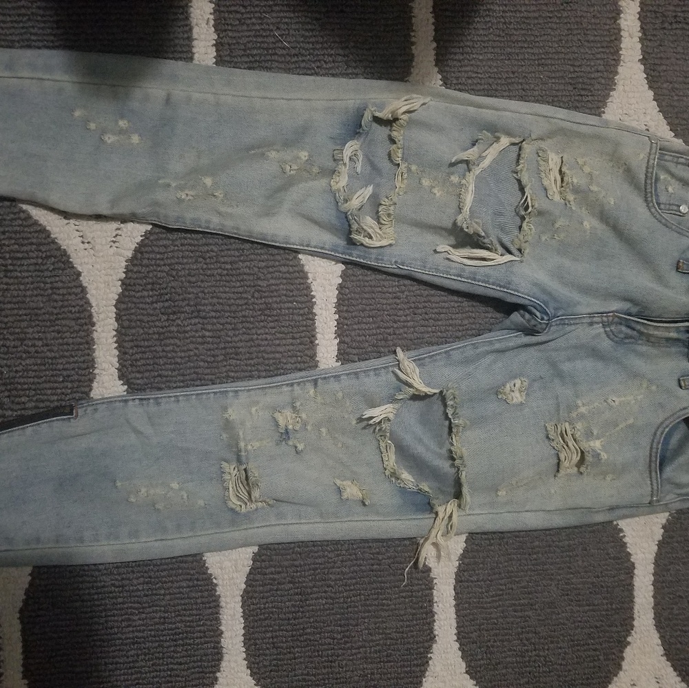 Ripped jeans
